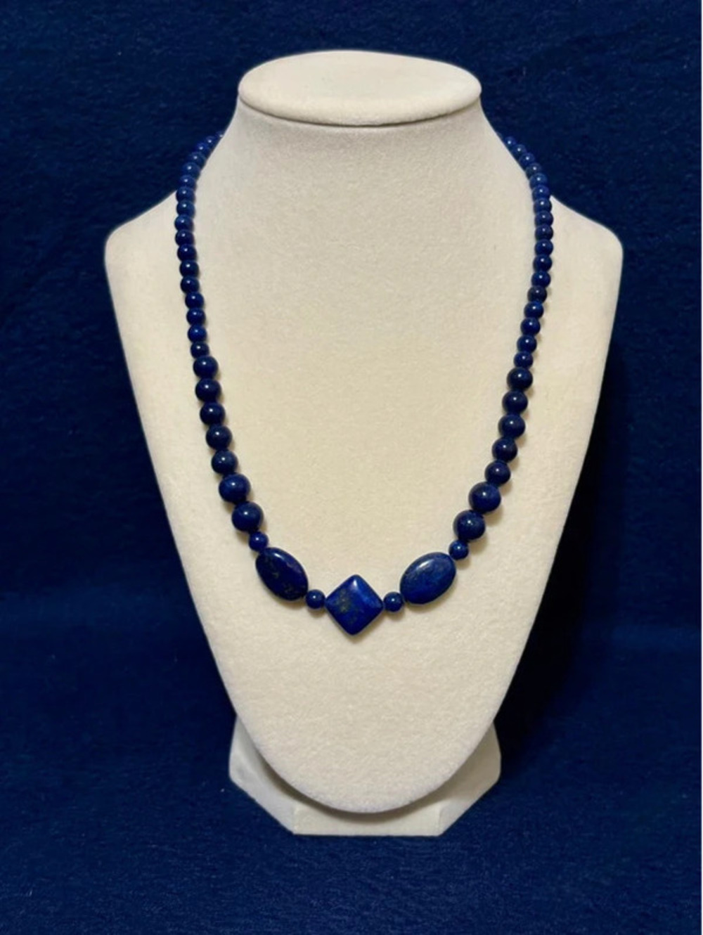 Blue lapis lazuli gemstone bead necklace